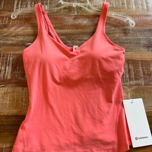 Lululemon coral tank top size 6 NWT